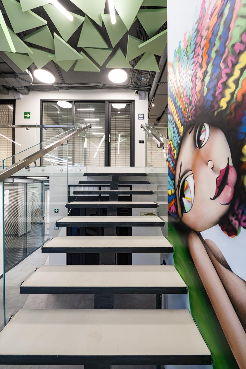 Потолочный дизайн с акустическими панелями K&R Design